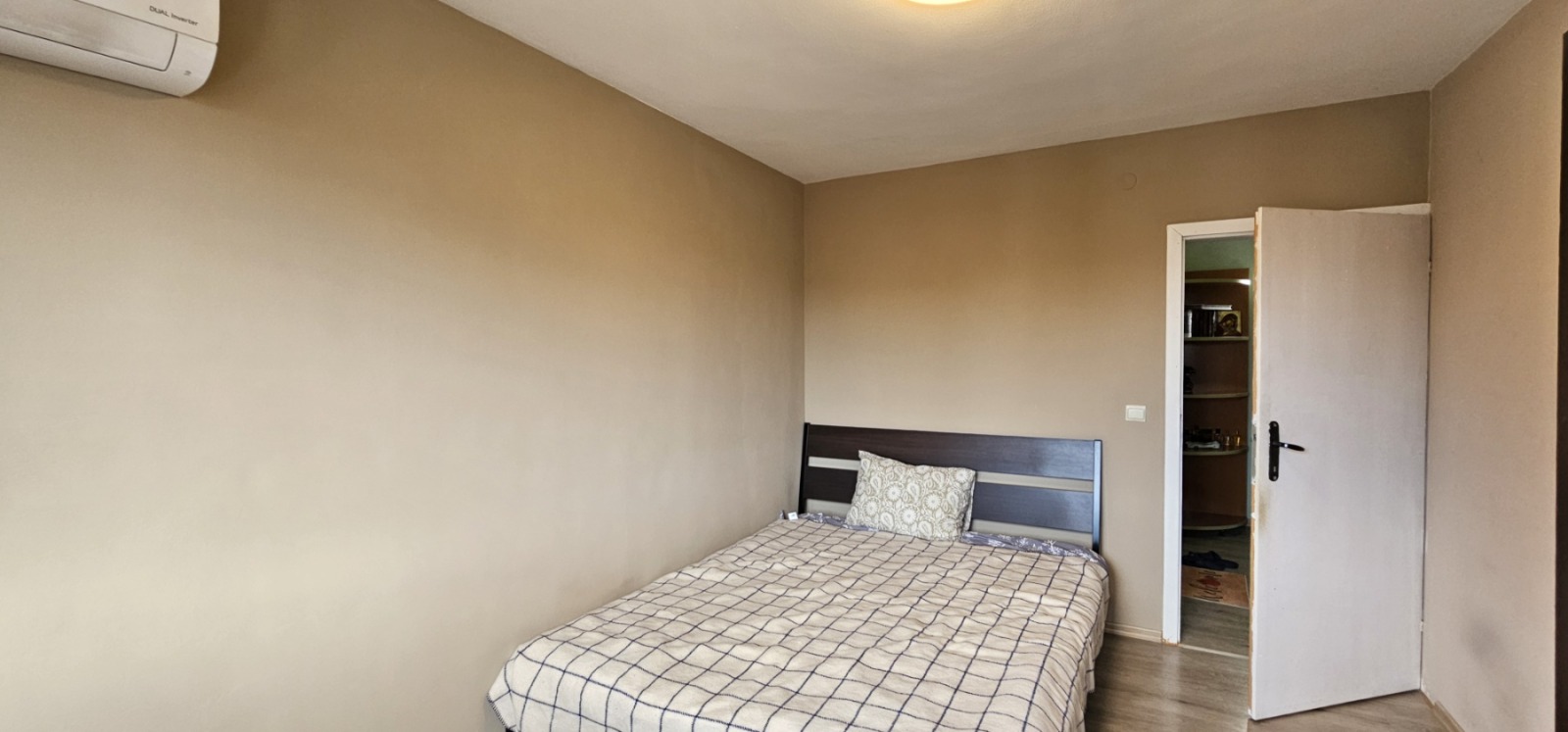 Продава 3-СТАЕН, гр. София, област София-град, снимка 3 - Апартаменти - 54249551