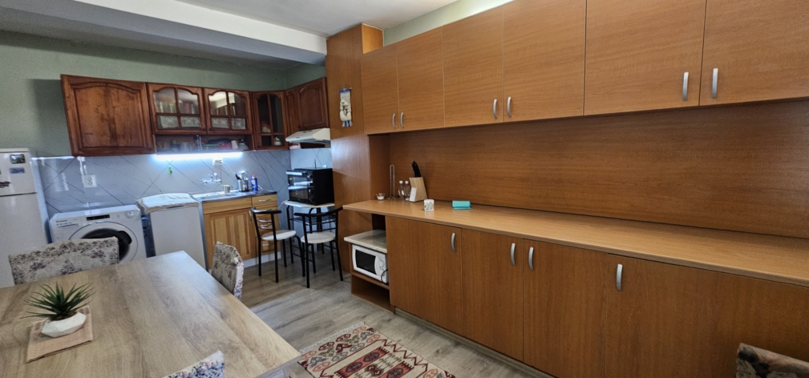 Продава 3-СТАЕН, гр. София, област София-град, снимка 2 - Апартаменти - 54249551