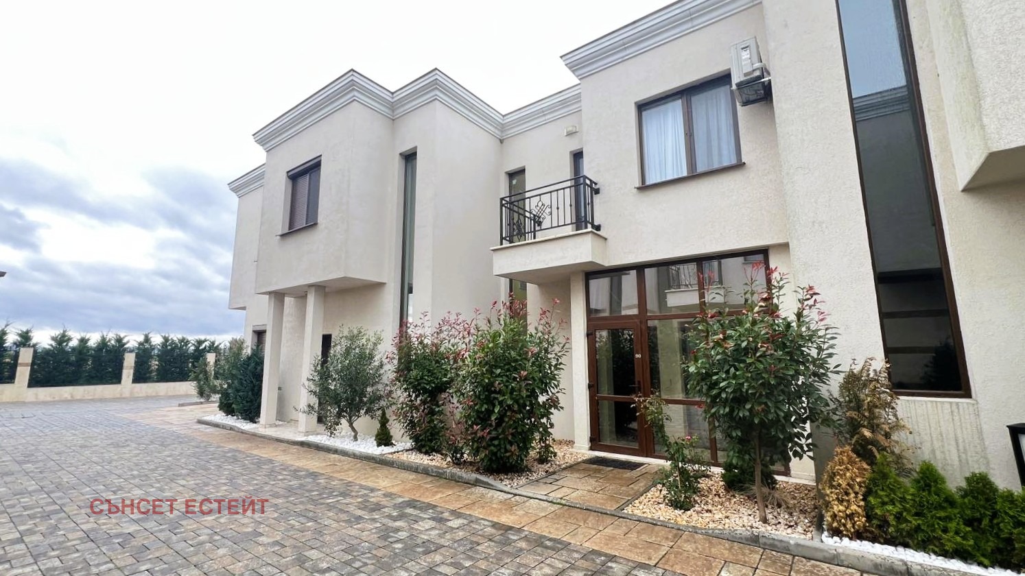 Продава КЪЩА, гр. Поморие, област Бургас, снимка 2 - Къщи - 54327378