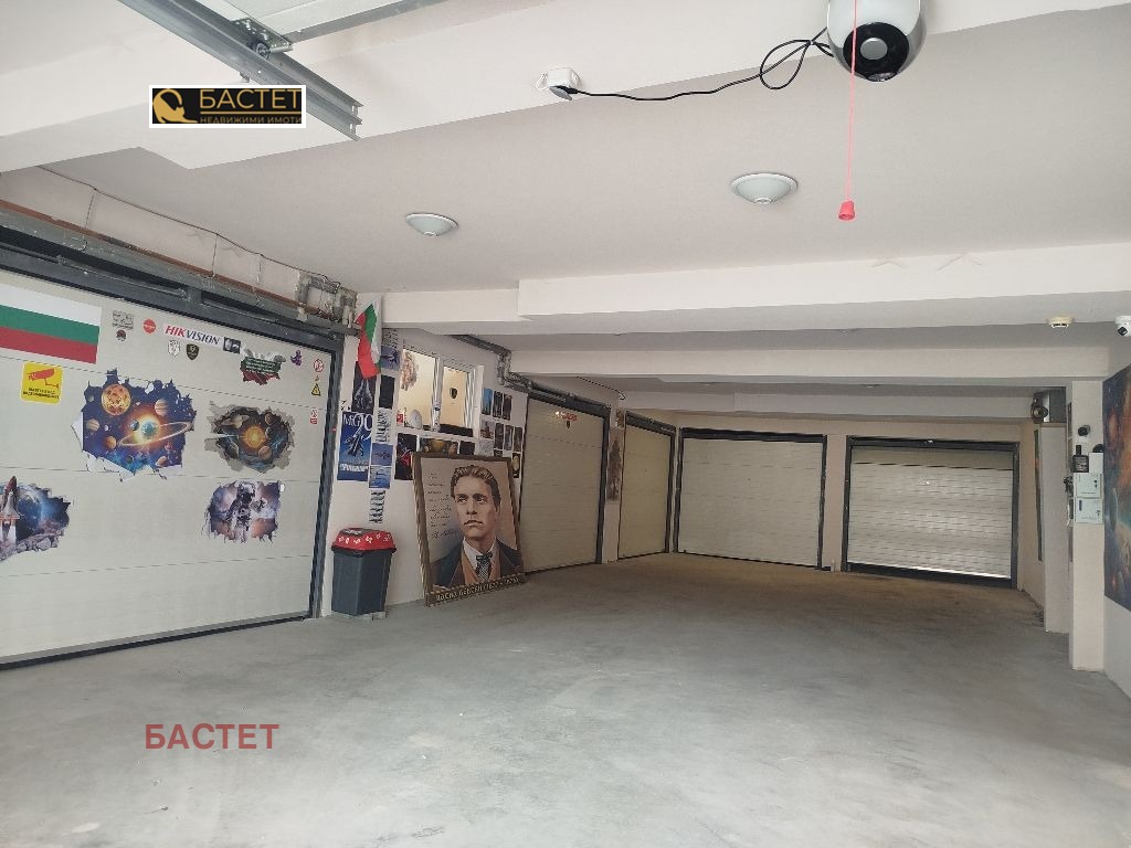 Продава ГАРАЖ, ПАРКОМЯСТО, гр. София, Карпузица