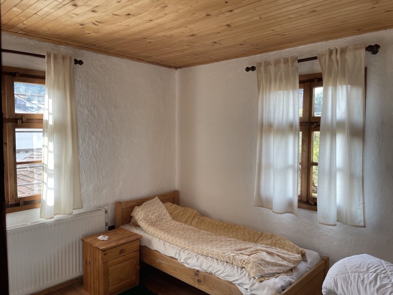 Продава КЪЩА, с. Лещен, област Благоевград, снимка 13 - Къщи - 52685397