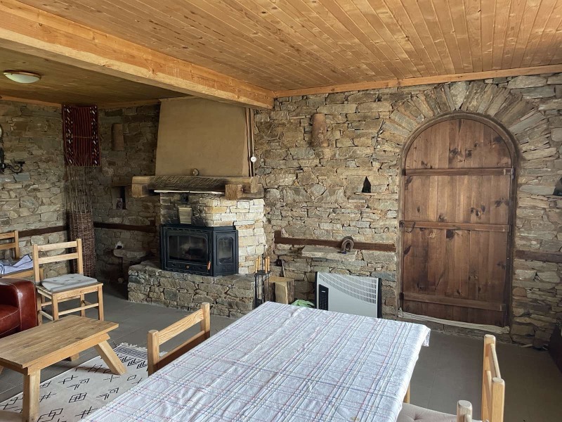 Продава КЪЩА, с. Лещен, област Благоевград, снимка 9 - Къщи - 52685397