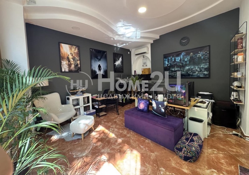 De vânzare  Magazin Varna , Țentâr , 65 mp | 13546258