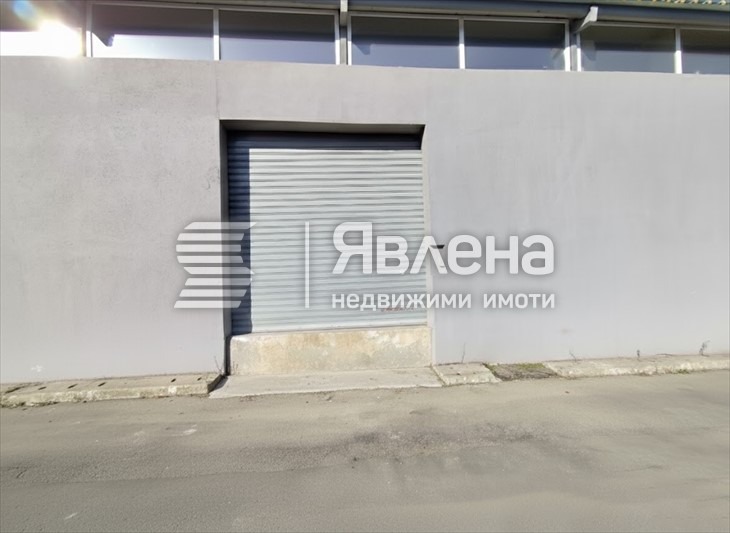 Продава  Склад град Пловдив , Индустриална зона - Север , 534 кв.м | 31610799 - изображение [3]