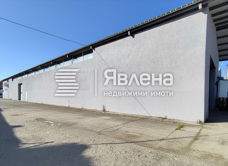 Продава  Склад град Пловдив , Индустриална зона - Север , 534 кв.м | 31610799 - изображение [2]