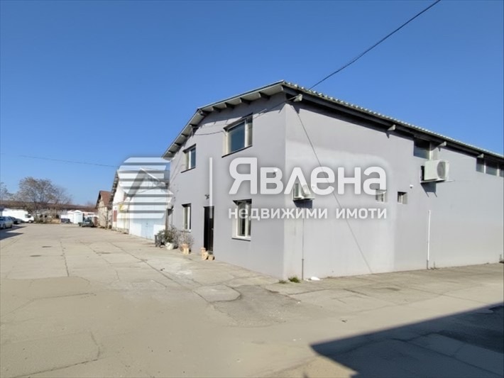 Продава  Склад град Пловдив , Индустриална зона - Север , 534 кв.м | 31610799 - изображение [4]