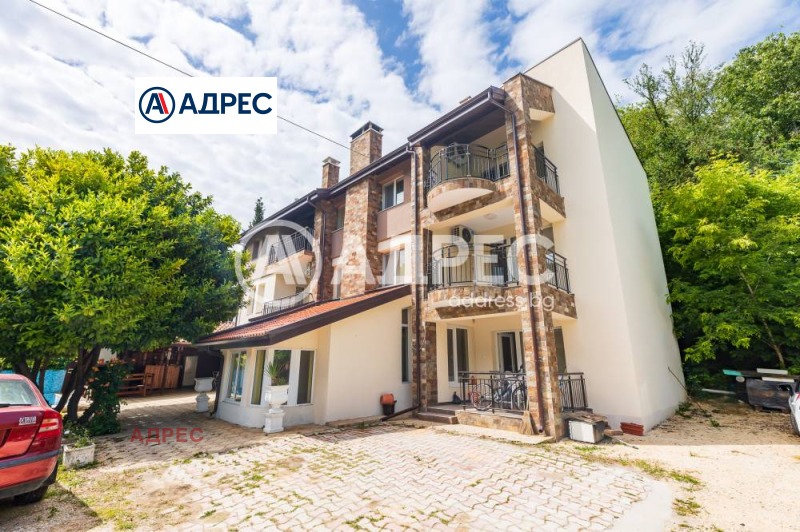 Продава  Хотел област Добрич , гр. Каварна , 414 кв.м | 30181661