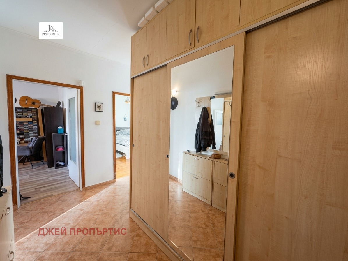 Продава 2-СТАЕН, гр. София, Оборище, снимка 5 - Апартаменти - 56740126