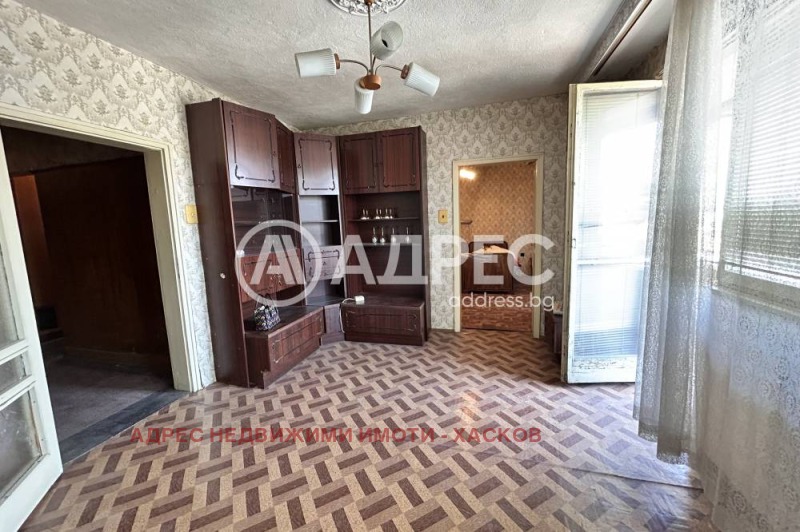 For Sale  1 bedroom Haskovo , Uchilishtni , 64 sq.m | 82721924 - image [2]
