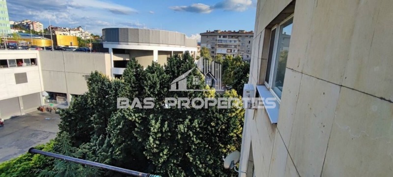 En venta  1 dormitorio Sofia , Oborishte , 65 metros cuadrados | 17952880 - imagen [13]
