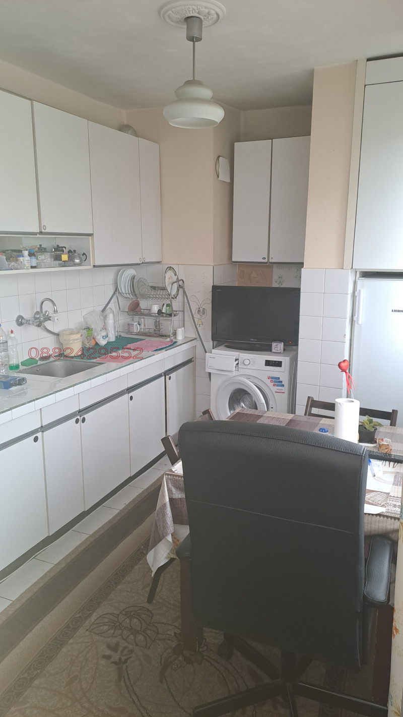 Продава 4-СТАЕН, гр. Плевен, Идеален център, снимка 6 - Апартаменти - 52773945