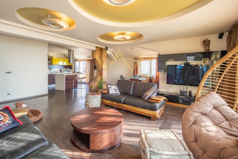 À venda  Mais de 3 quartos Varna , Tchaika , 230 m² | 55515866 - imagem [4]