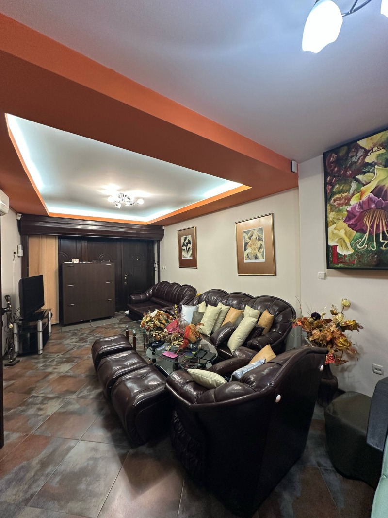 Продава  Офис град София , Витоша , 100 кв.м | 59103967 - изображение [3]