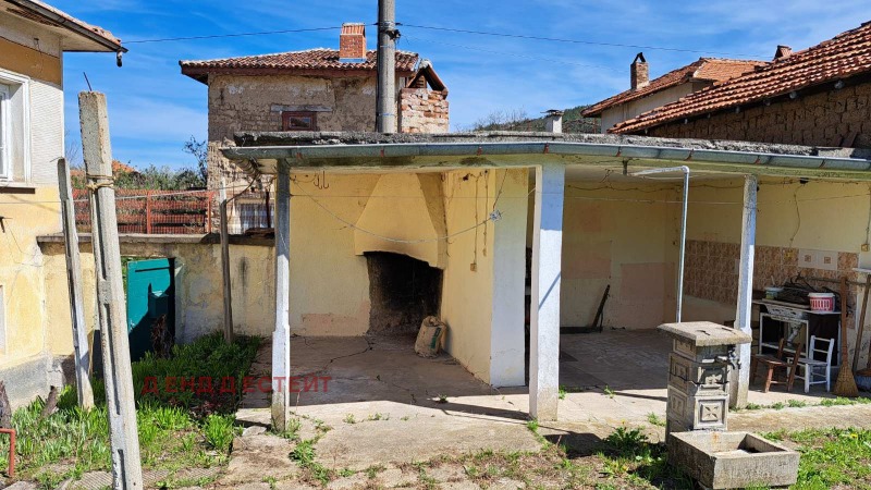 Продава  Къща област Стара Загора , с. Елхово (Николаево) , 1308 кв.м | 46006395 - изображение [7]