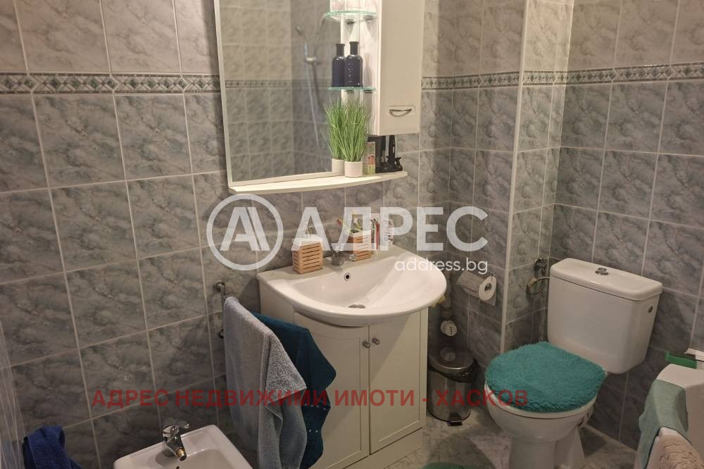 Продава МНОГОСТАЕН, гр. Хасково, Дружба 1, снимка 12 - Апартаменти - 54849896
