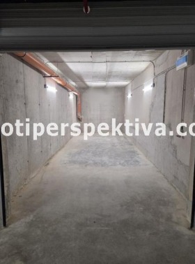 ГАРАЖ, ПАРКОМЯСТО, 34 m2