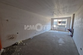 3-стаен град София, Овча купел 5
