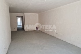 3-стаен град София, Овча купел 2