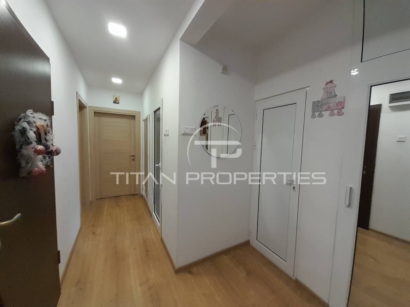 Na sprzedaż  Piętro domu Plowdiw , Christo Smirnenski , 100 mkw | 99891955 - obraz [7]