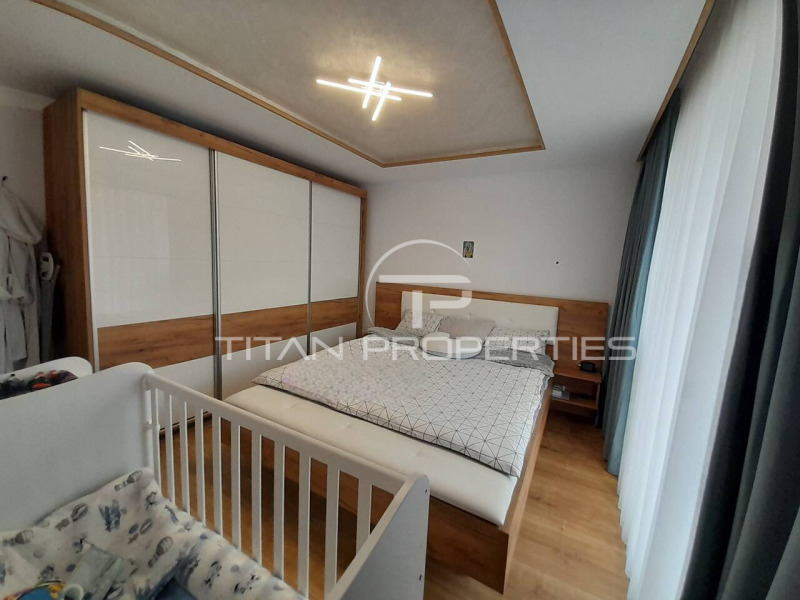 Na sprzedaż  Piętro domu Plowdiw , Christo Smirnenski , 100 mkw | 99891955 - obraz [6]