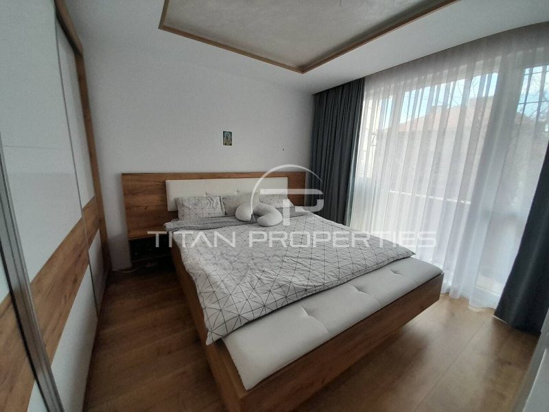 Na sprzedaż  Piętro domu Plowdiw , Christo Smirnenski , 100 mkw | 99891955 - obraz [5]
