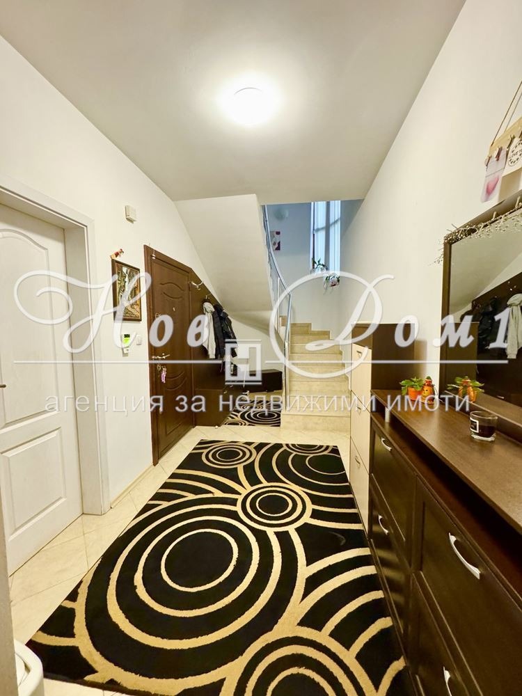 Продава КЪЩА, гр. Пловдив, Остромила, снимка 2 - Къщи - 52647279