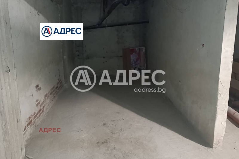 Продава ГАРАЖ, ПАРКОМЯСТО, гр. Варна, Център, снимка 3 - Гаражи и паркоместа - 52747121