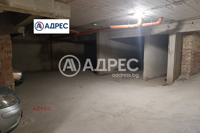 Продава ГАРАЖ, ПАРКОМЯСТО, гр. Варна, Център, снимка 7 - Гаражи и паркоместа - 52747121
