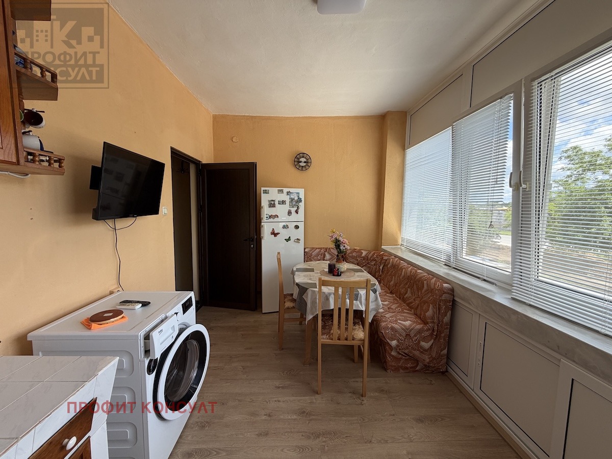 Продава 2-СТАЕН, гр. Горна Оряховица, област Велико Търново, снимка 3 - Апартаменти - 54712579