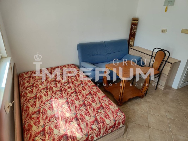 Продава 1-СТАЕН, гр. Варна, Колхозен пазар, снимка 2 - Aпартаменти - 47305505