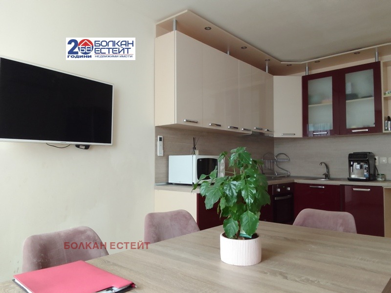 Продава 3-СТАЕН, гр. Велико Търново, Бузлуджа, снимка 2 - Апартаменти - 53736433