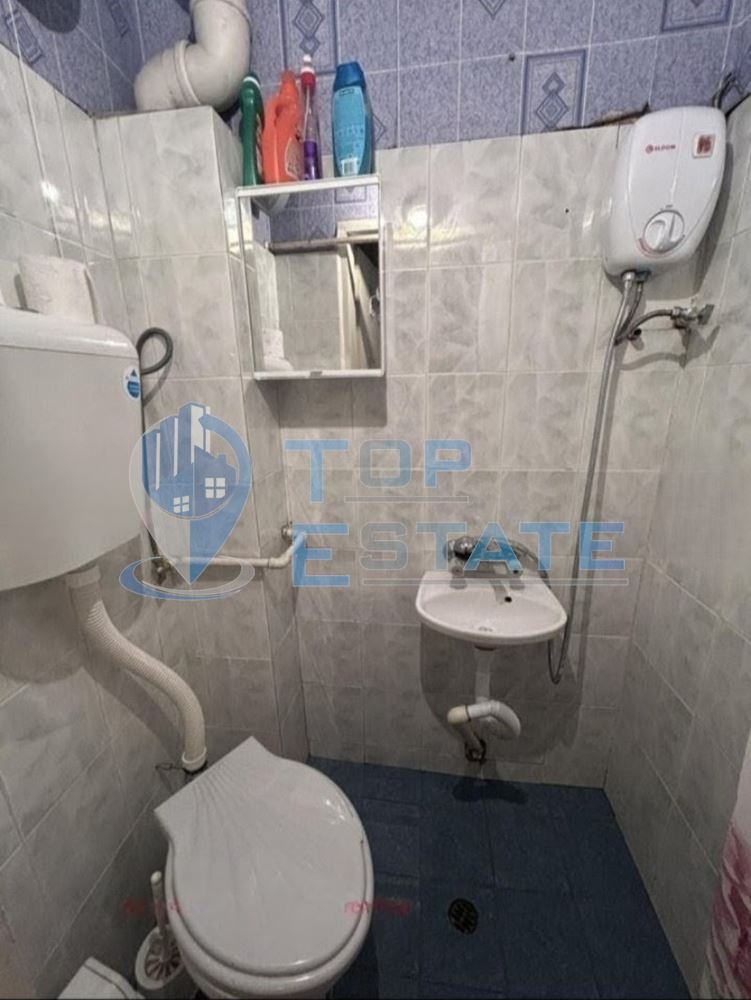 Продава ЕТАЖ ОТ КЪЩА, гр. Горна Оряховица, област Велико Търново, снимка 8 - Етаж от къща - 52278523