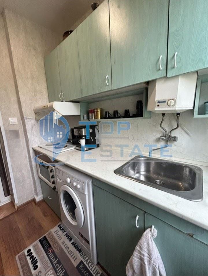 Продава ЕТАЖ ОТ КЪЩА, гр. Горна Оряховица, област Велико Търново, снимка 3 - Етаж от къща - 52278523