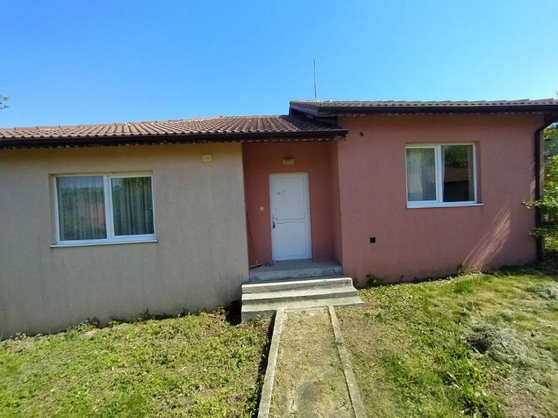 Te koop  Huis regio Boergas , Banja , 101 m² | 39360900 - afbeelding [2]