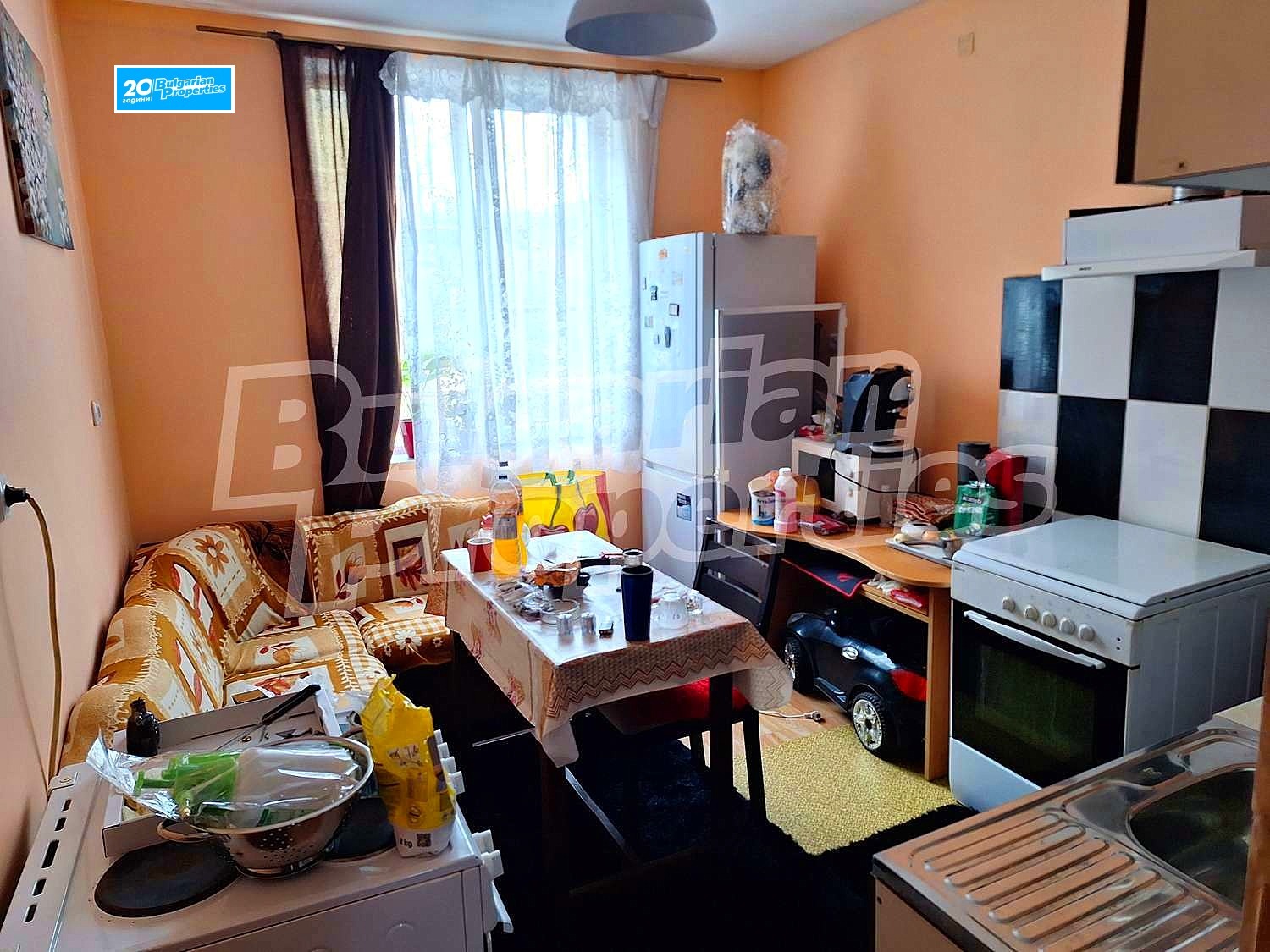Продава 2-СТАЕН, гр. Бобов дол, област Кюстендил, снимка 2 - Апартаменти - 44614811