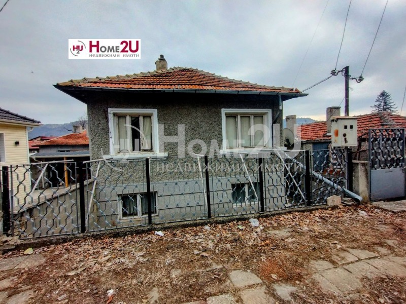 Продава  Къща, област Варна, гр. Провадия • 50 000 EUR • ID 15767825 — holmes.bg - [1] 