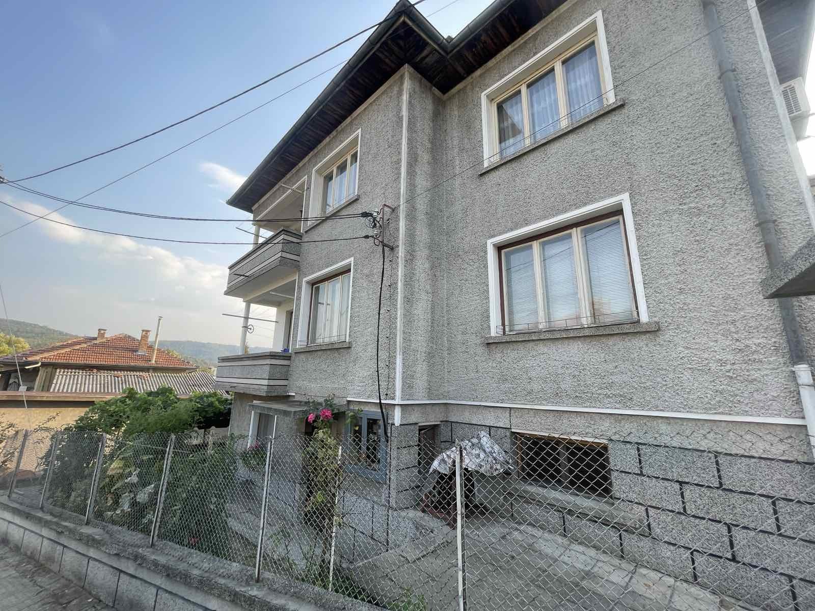 Продава ЕТАЖ ОТ КЪЩА, гр. Трявна, област Габрово
