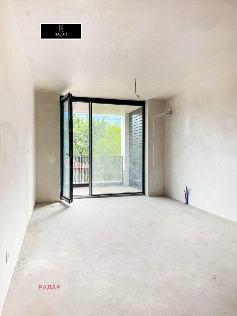 De vânzare  1 dormitor Sofia , Crâstova vada , 80 mp | 12639538