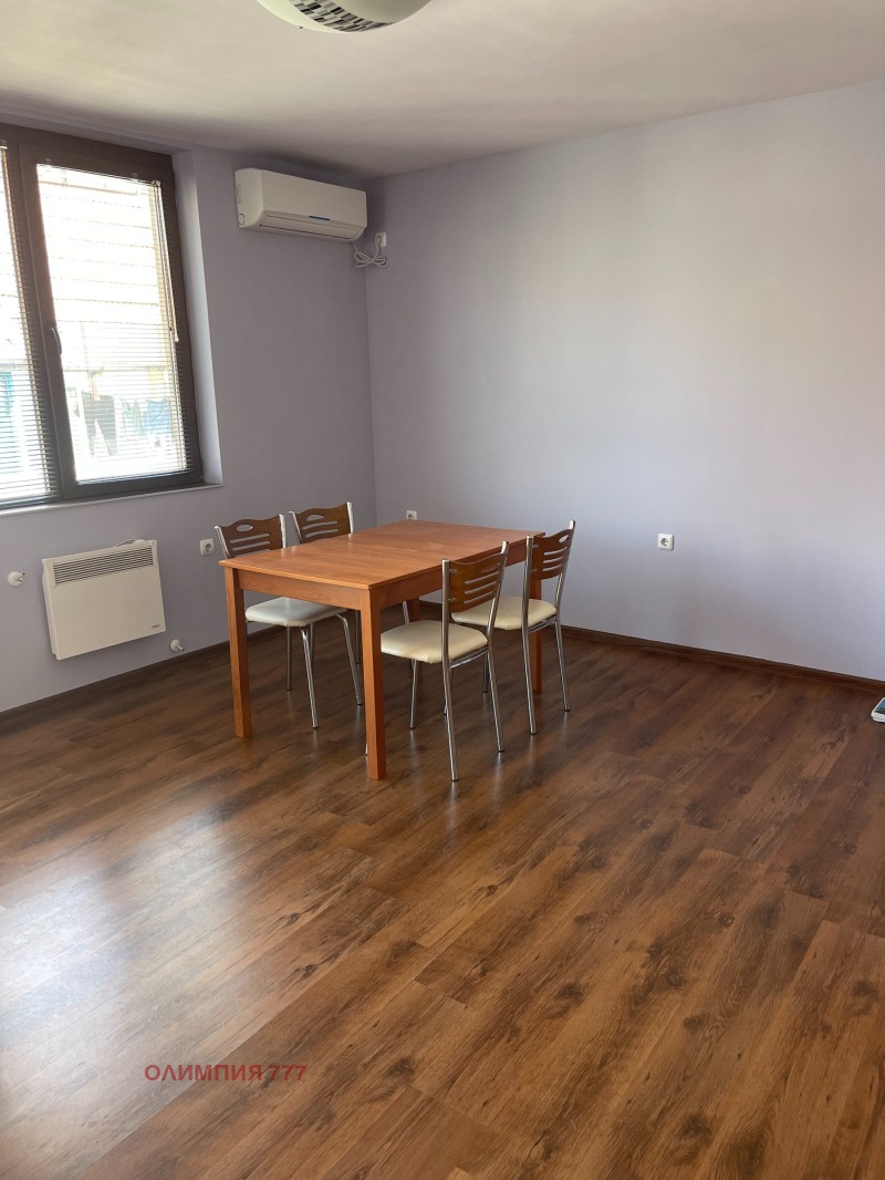 Te koop  Maisonnette Pleven , Idealen tsentar , 134 m² | 97690537 - afbeelding [3]