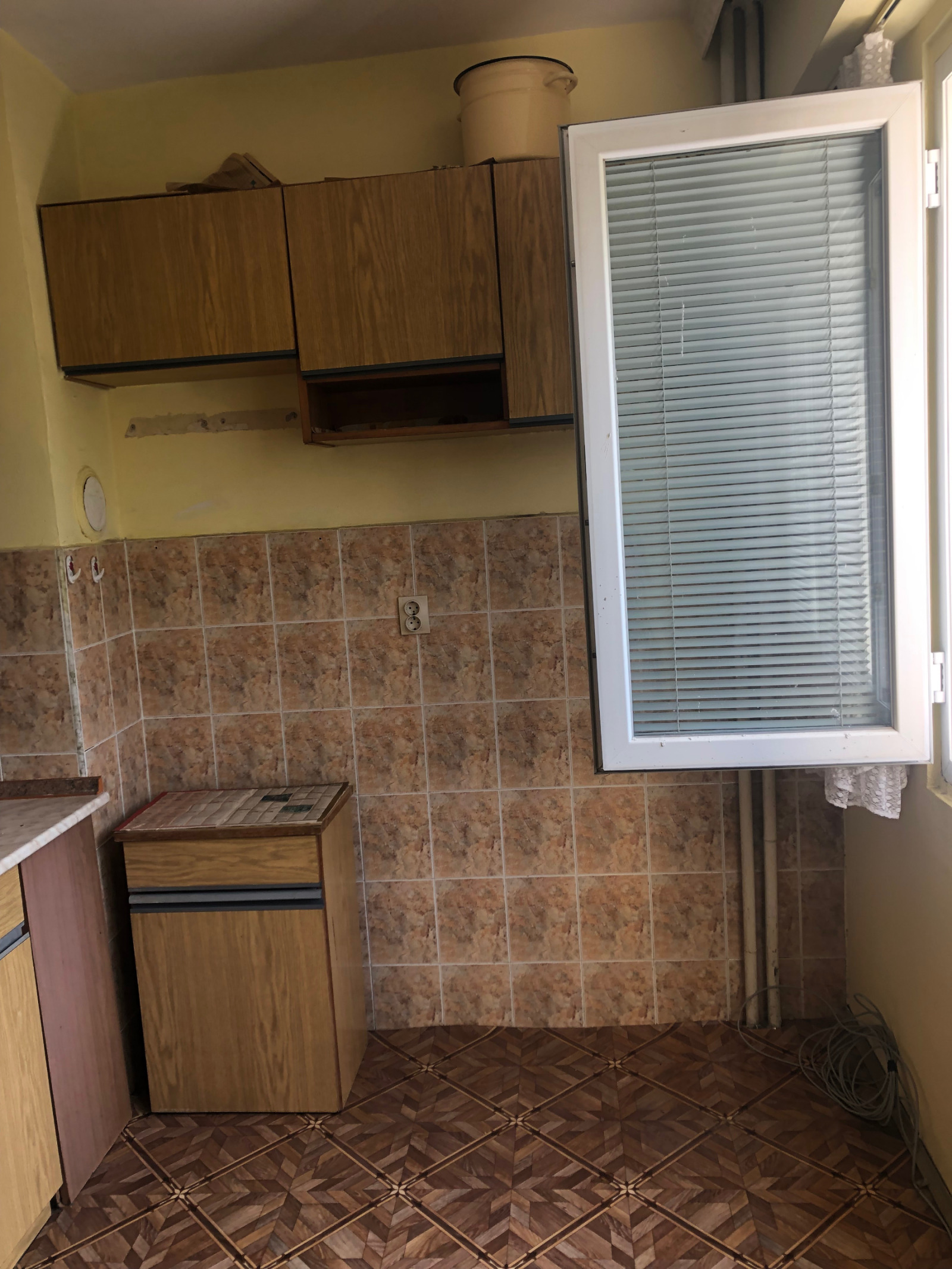 Продава 2-СТАЕН, гр. Пловдив, Кючук Париж, снимка 6 - Апартаменти - 55349881