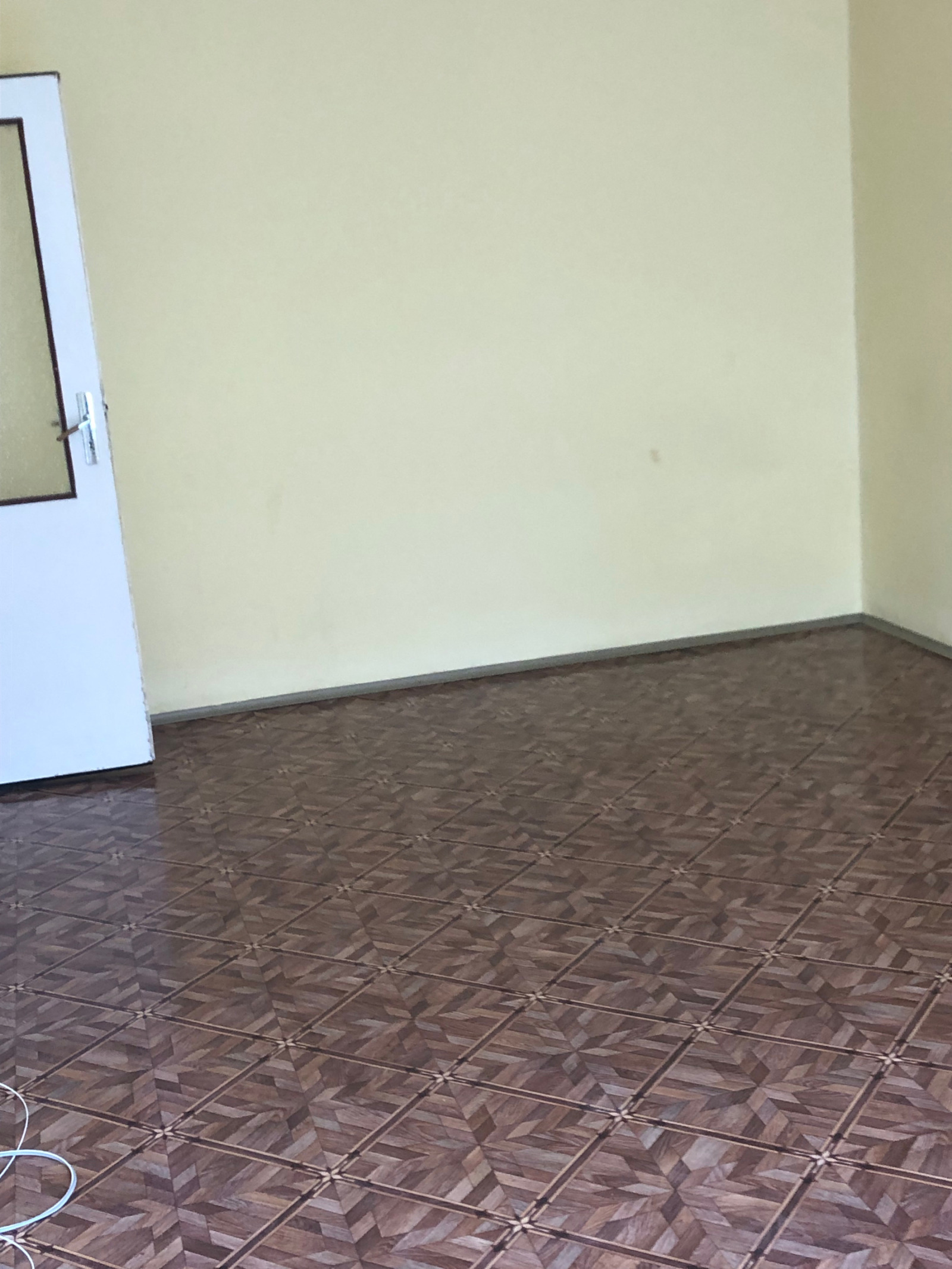 Продава 2-СТАЕН, гр. Пловдив, Кючук Париж, снимка 3 - Апартаменти - 55349881