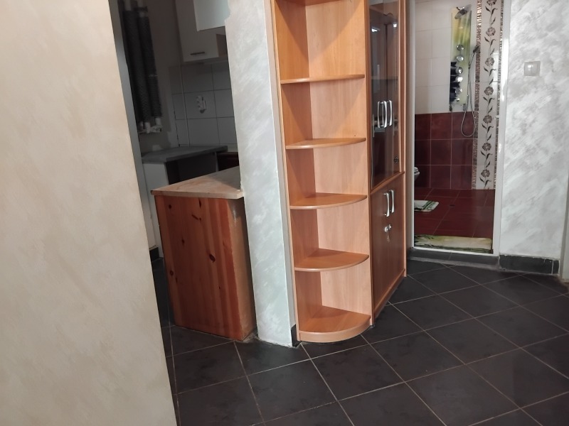 Продава 1-СТАЕН, гр. Русе, Възраждане, снимка 5 - Апартаменти - 52236997