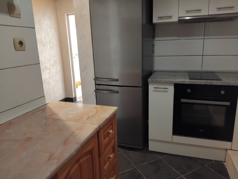 Продава 1-СТАЕН, гр. Русе, Възраждане, снимка 12 - Апартаменти - 52236997