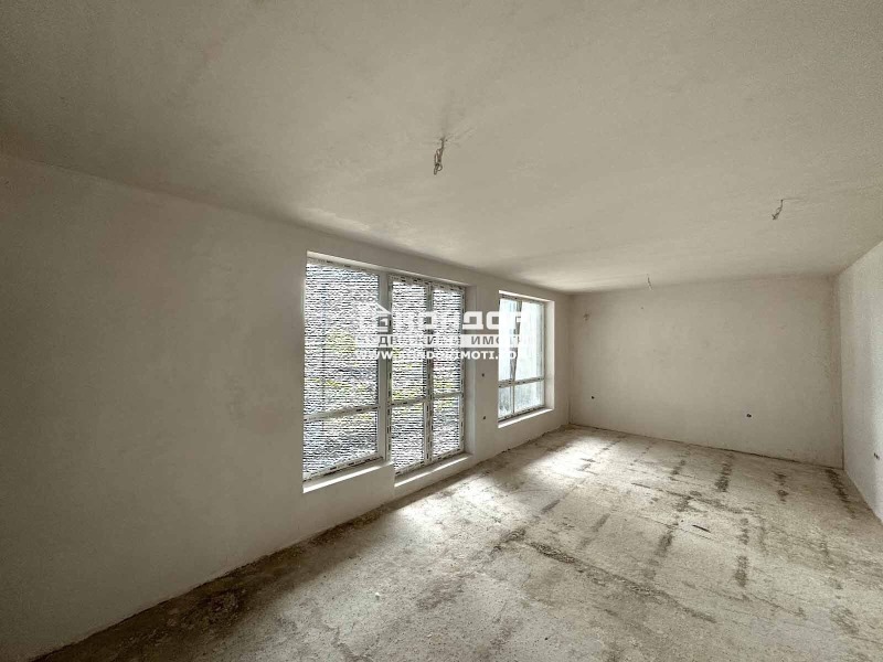 For Sale  1 bedroom Plovdiv , Vastanicheski , 81 sq.m | 46307303 - image [2]