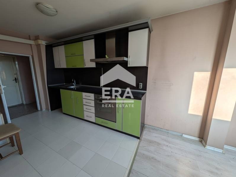 Продава 2-СТАЕН, гр. Шумен, Пазара, снимка 3 - Апартаменти - 52822069