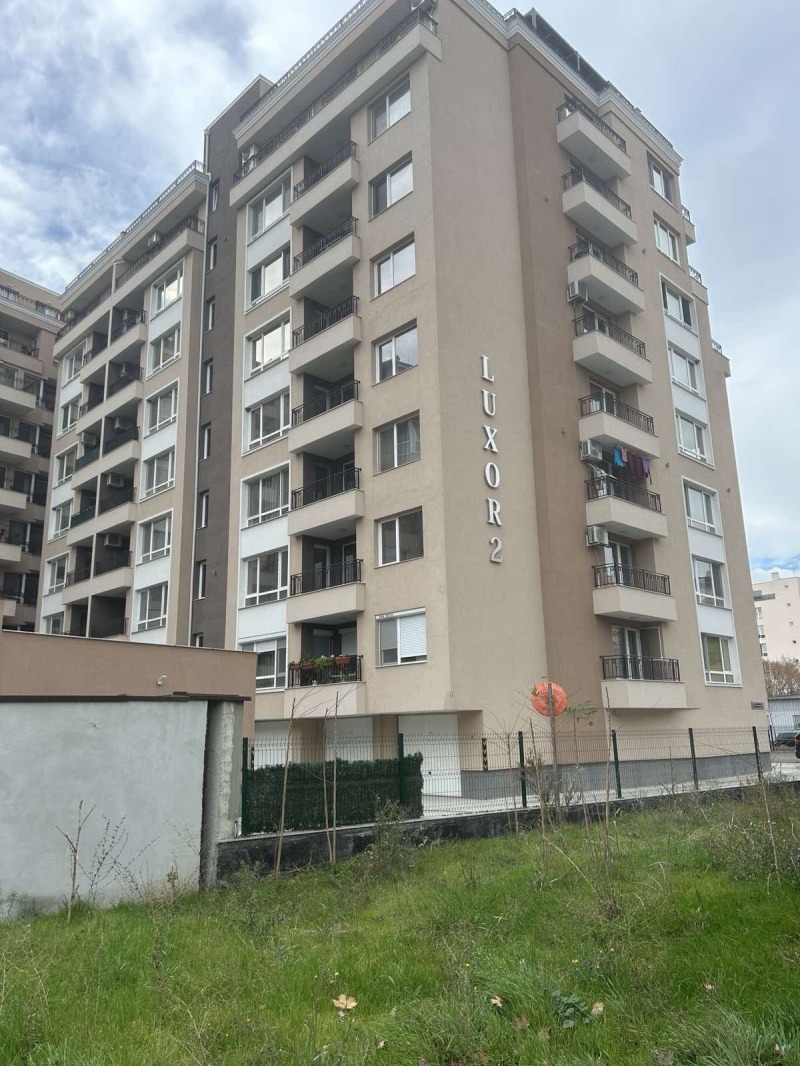 Продава ГАРАЖ, ПАРКОМЯСТО, гр. Пловдив, Южен