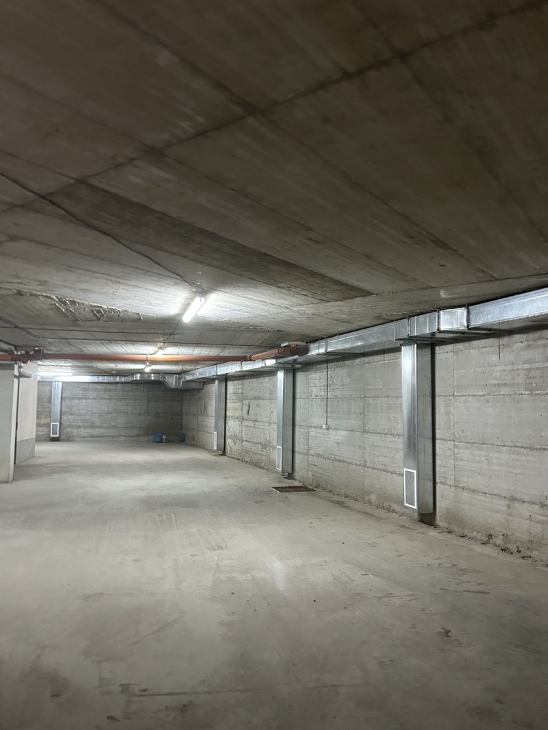 Продава ГАРАЖ, ПАРКОМЯСТО, гр. Пловдив, Южен, снимка 3 - Гаражи и паркоместа - 52848855