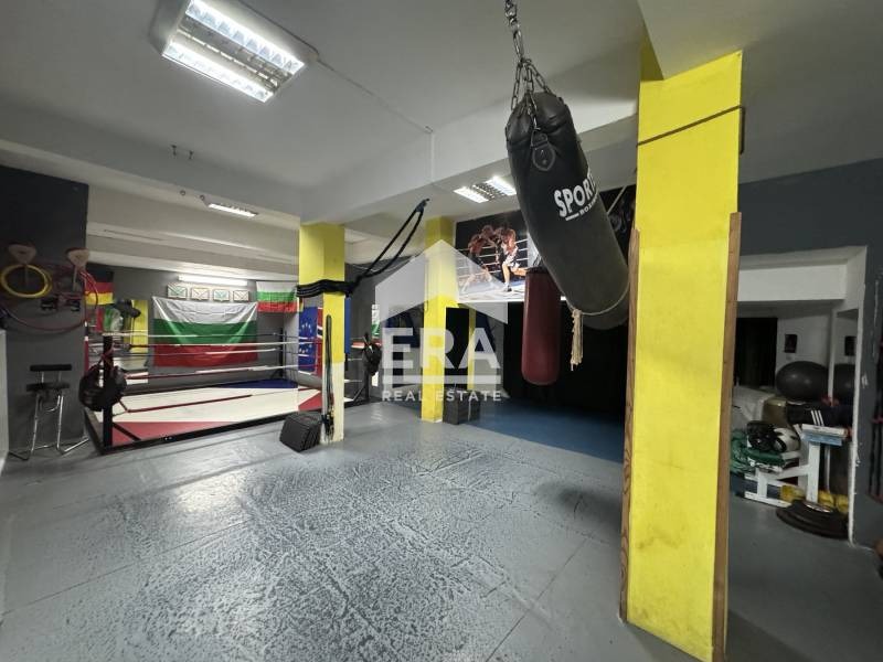 Продава БИЗНЕС ИМОТ, гр. Варна, Окръжна болница-Генерали, снимка 3 - Други - 49311877