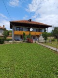 Продава КЪЩА, с. Ресен, област Велико Търново, снимка 1