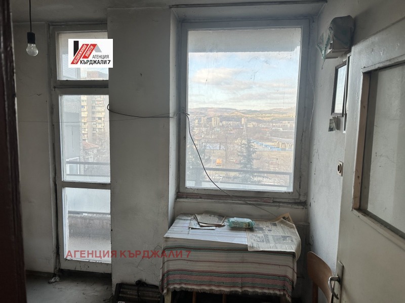 Продава  2-стаен град Кърджали , Веселчане , 63 кв.м | 72151804 - изображение [9]